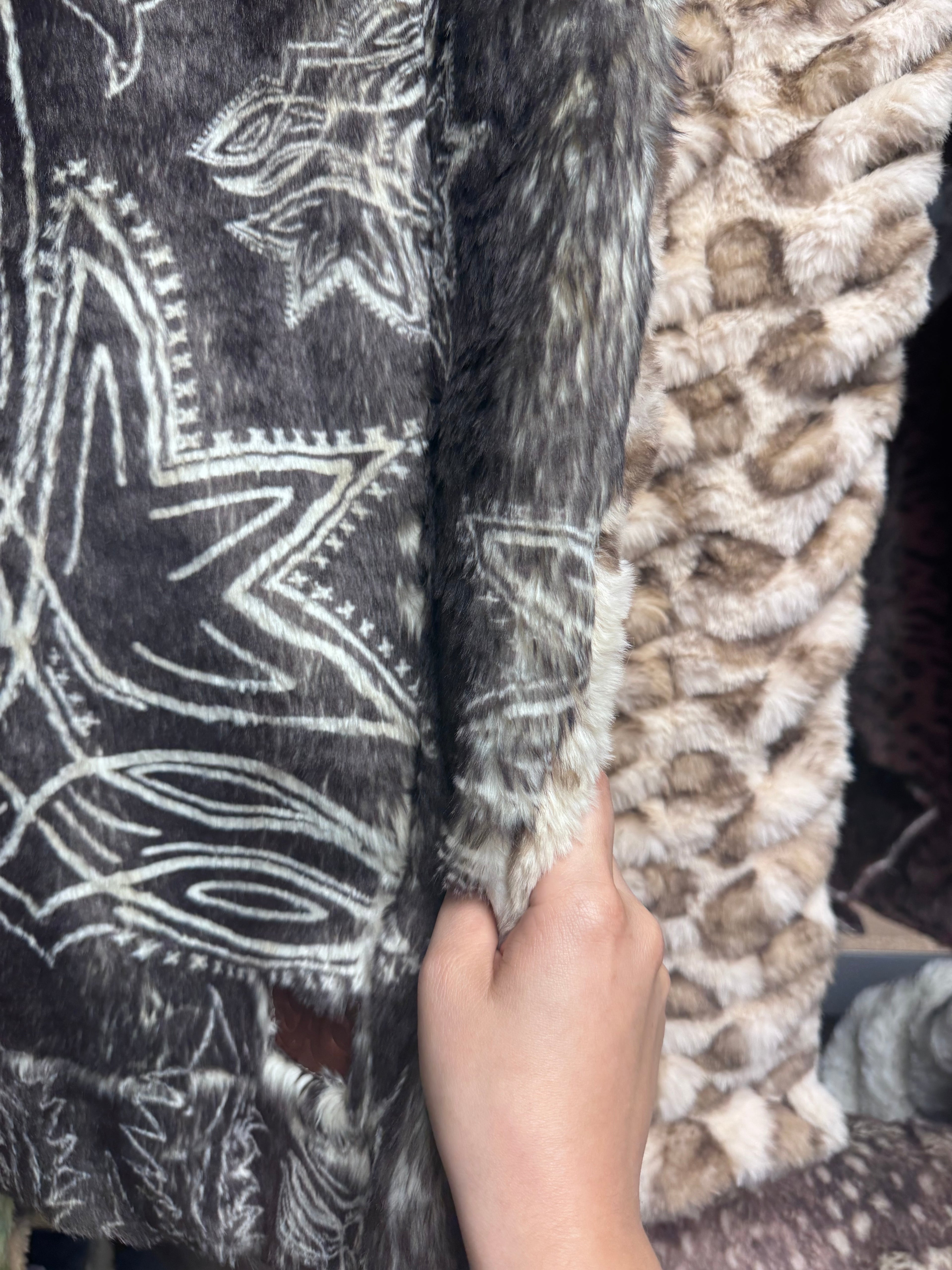 Throw brown boot stitch on Siberian / French oak clouded Milan