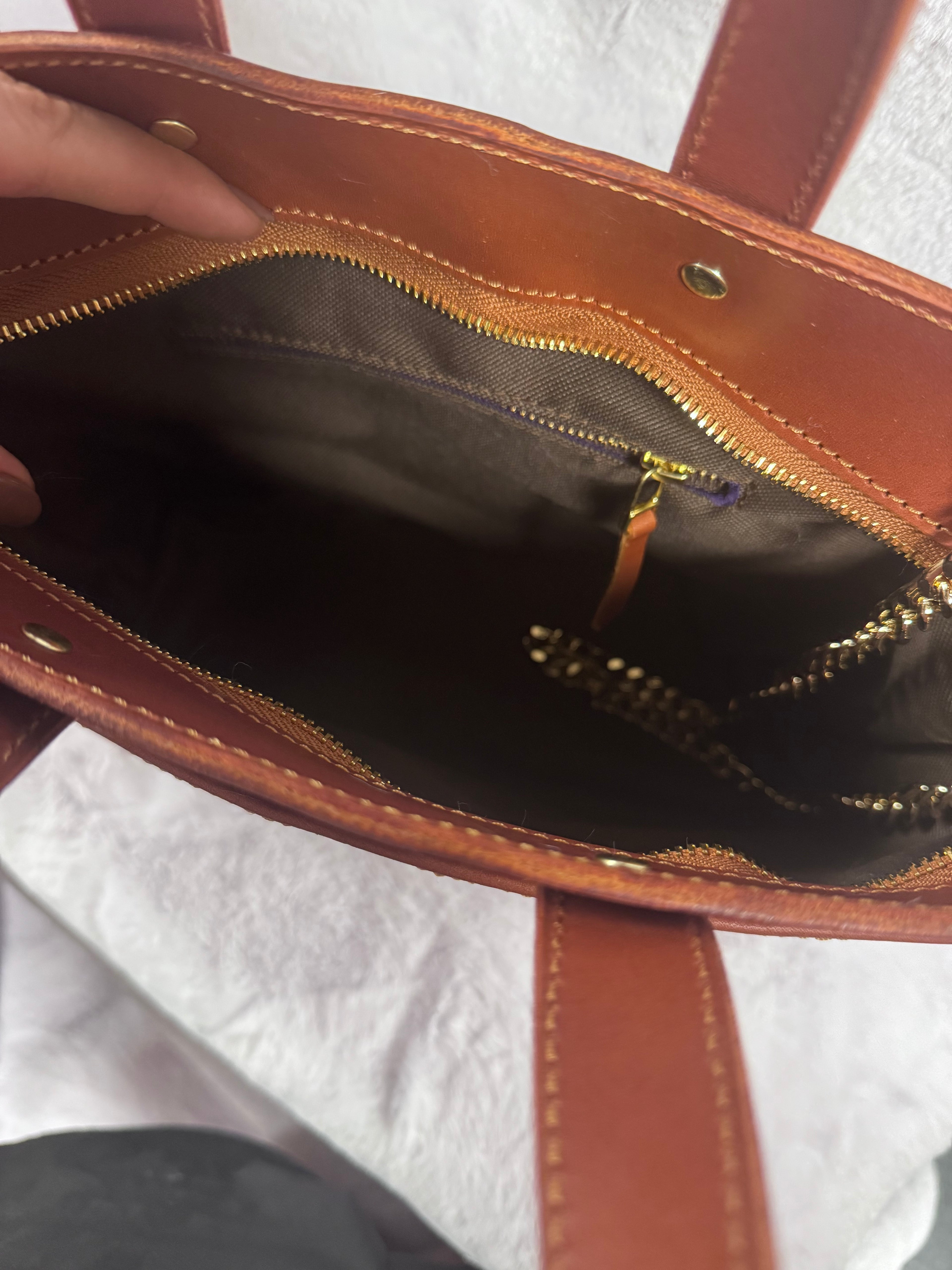 Full grain leather hair on daisy chestnut