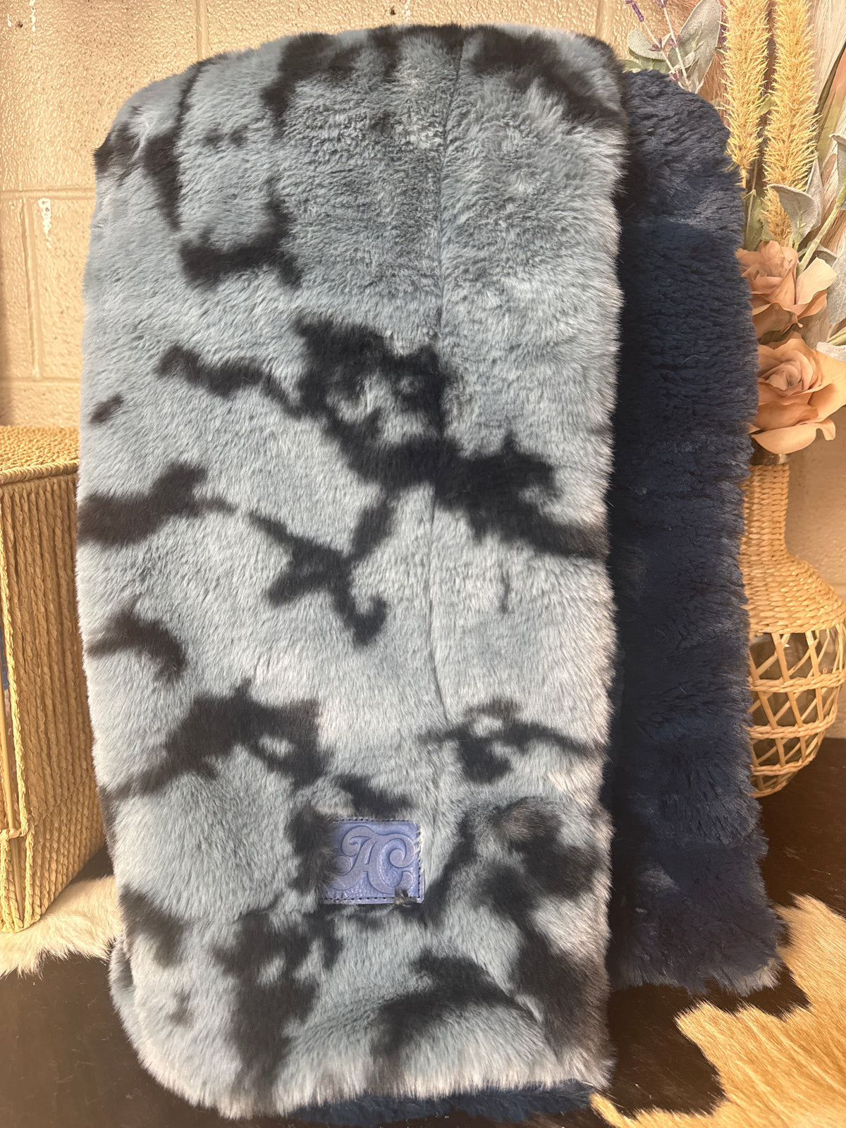 Black Marble Siberian/ Nightfall Lush Bunny