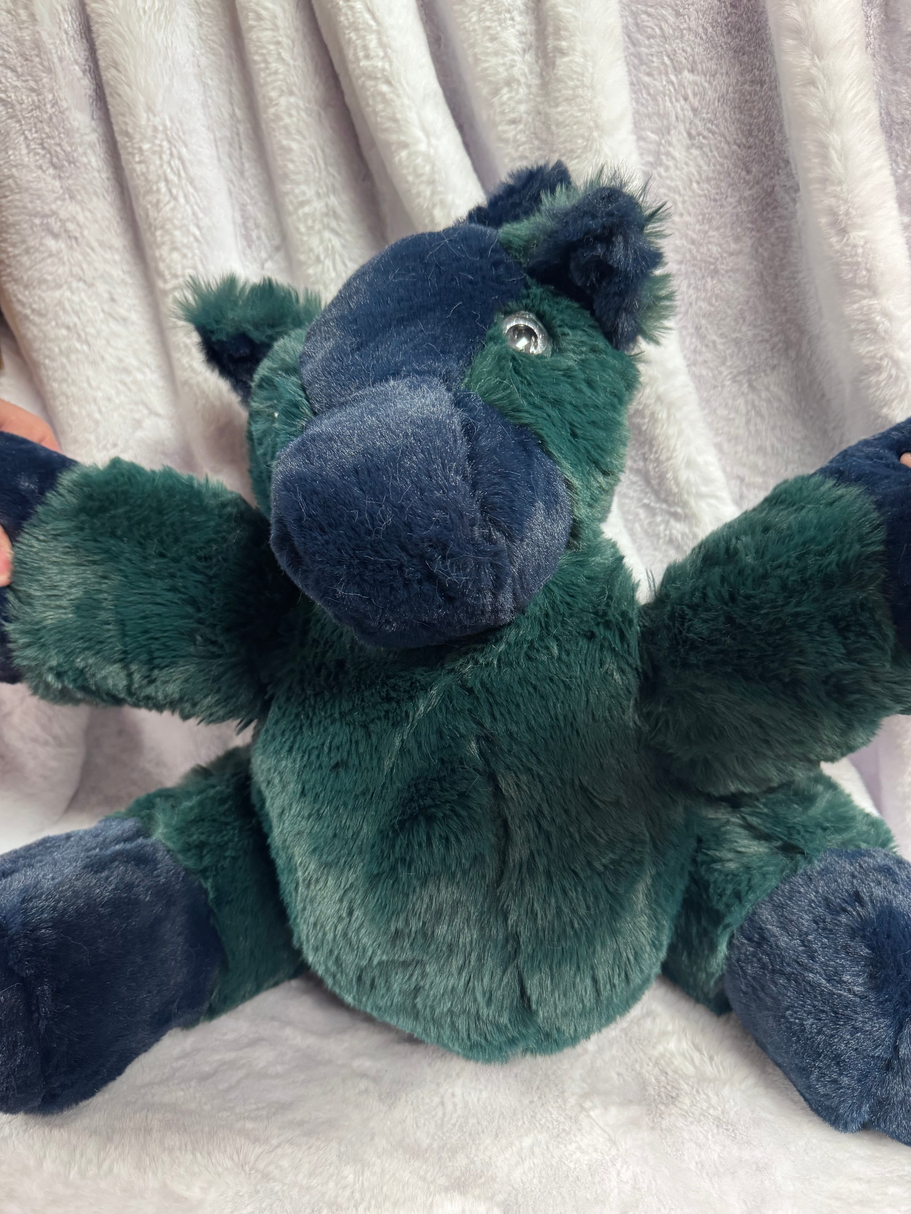 Defect horse (one arm was put on upside down) spruce Siberian/ navy seal