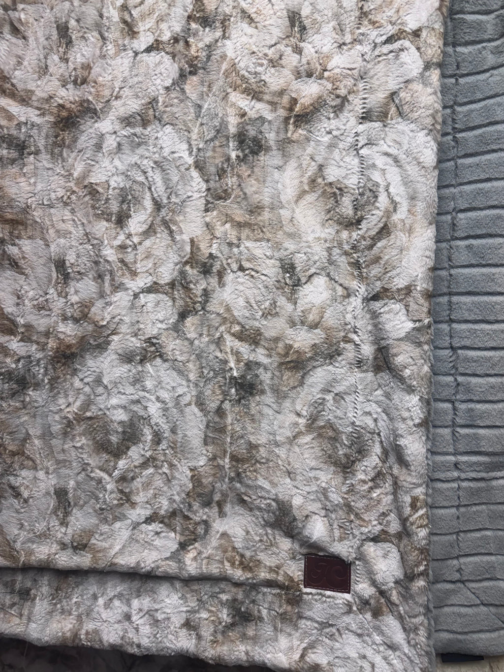 2x printed vintage floral on hide / silver Joey