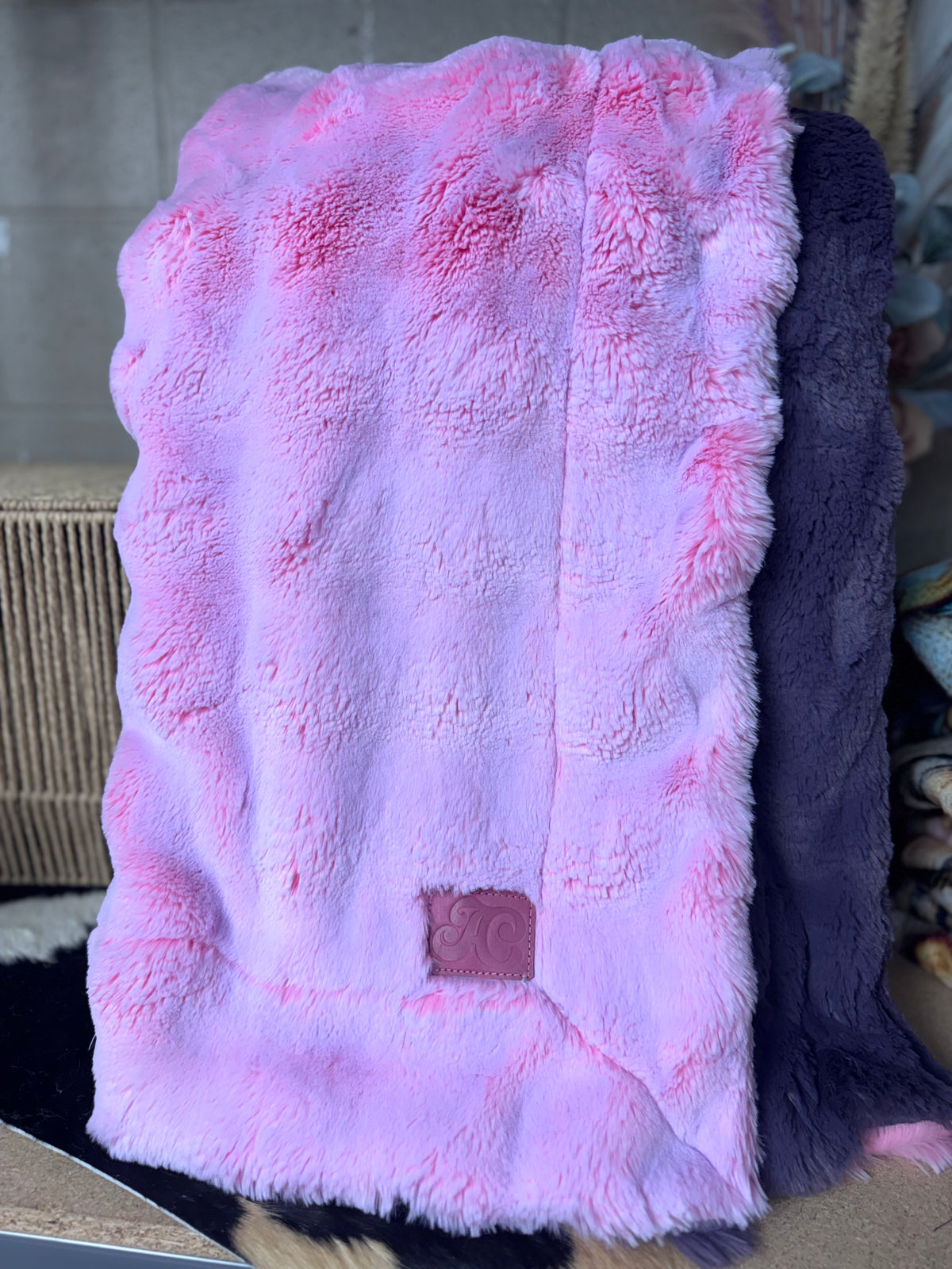 Unicorn powder puff/ Smokey violet lush bunny