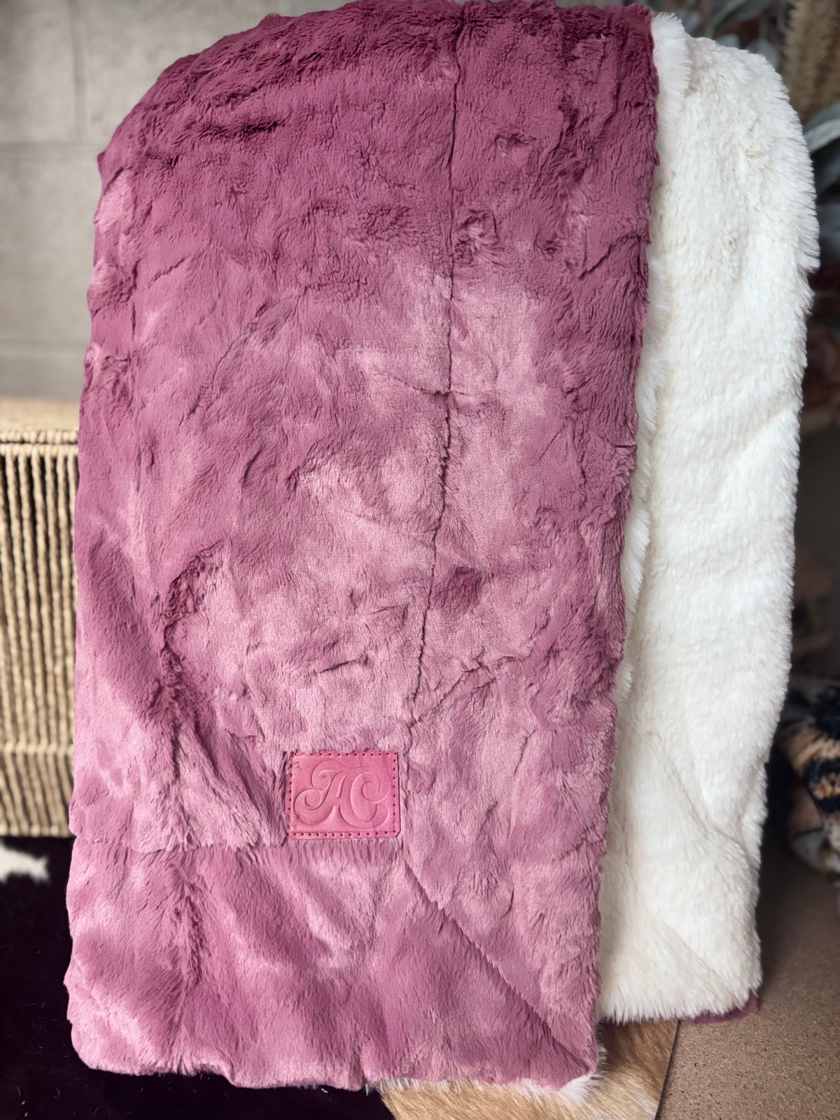 Woodrose marble/ natural whispy
