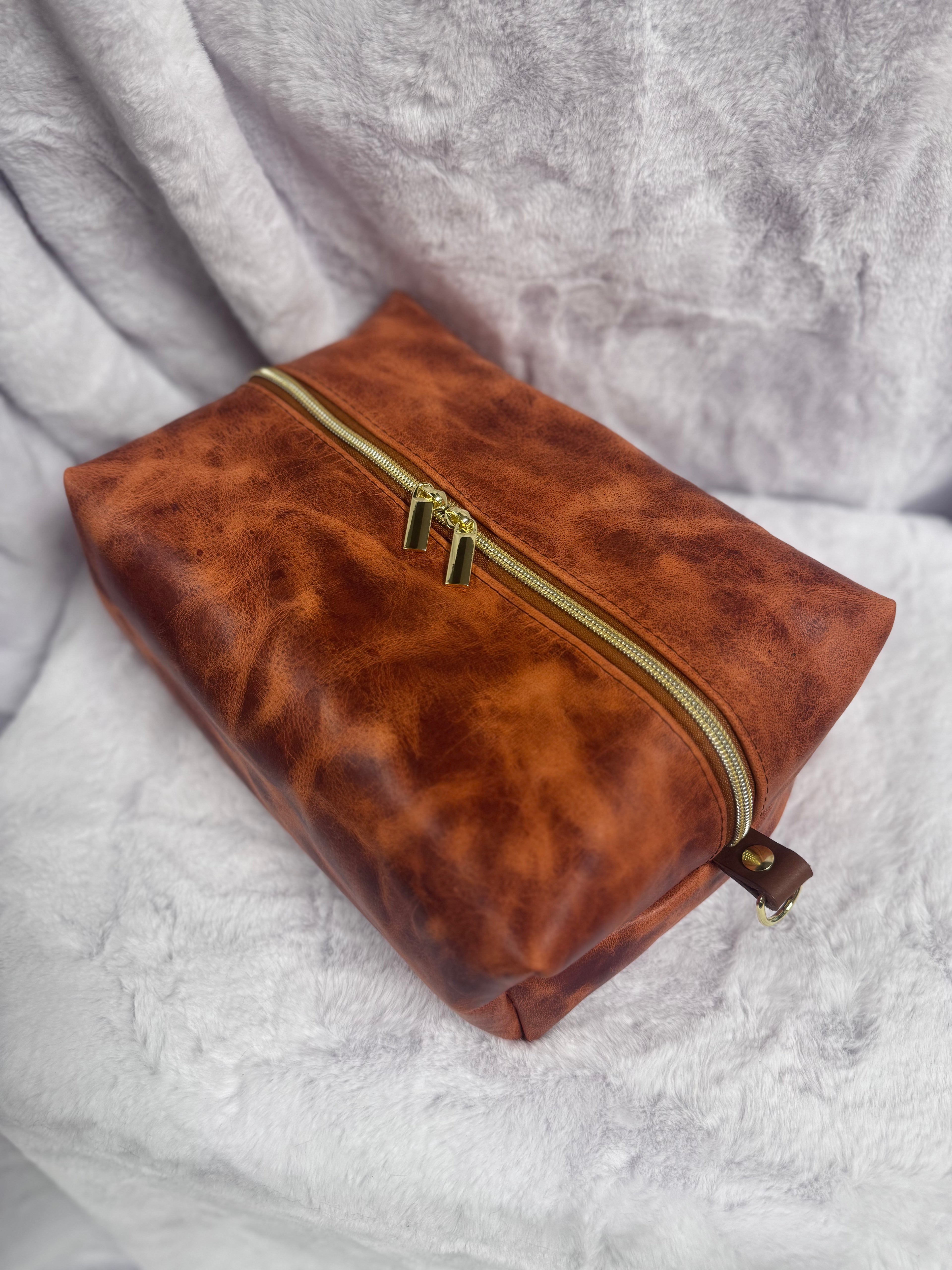 Full grain leather boxy bag